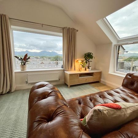 Porthmadog, Sleeps 11, 5 Bedrooms, 5 Bathrooms, Mountain Views Εξωτερικό φωτογραφία