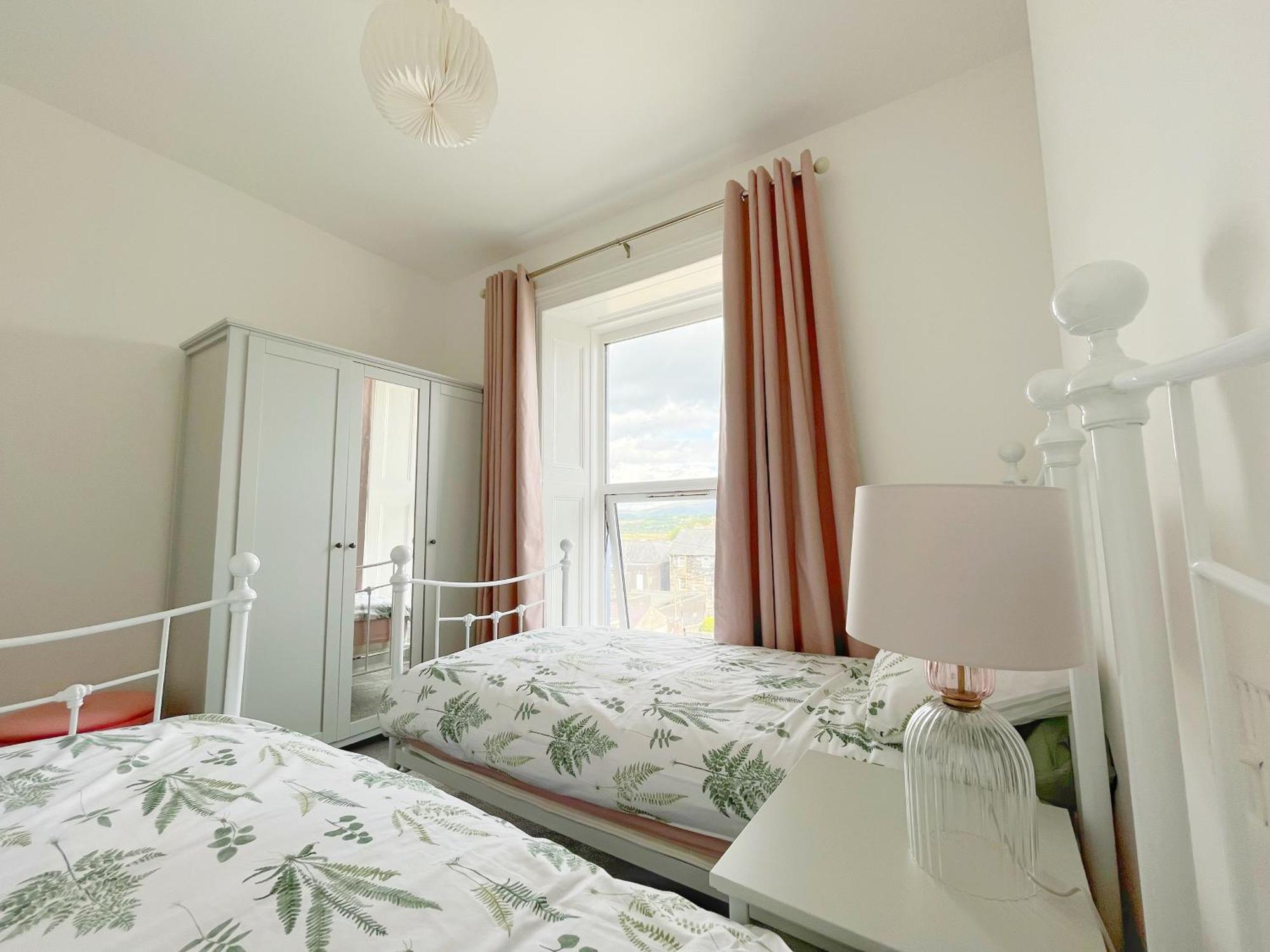 Porthmadog, Sleeps 11, 5 Bedrooms, 5 Bathrooms, Mountain Views Εξωτερικό φωτογραφία